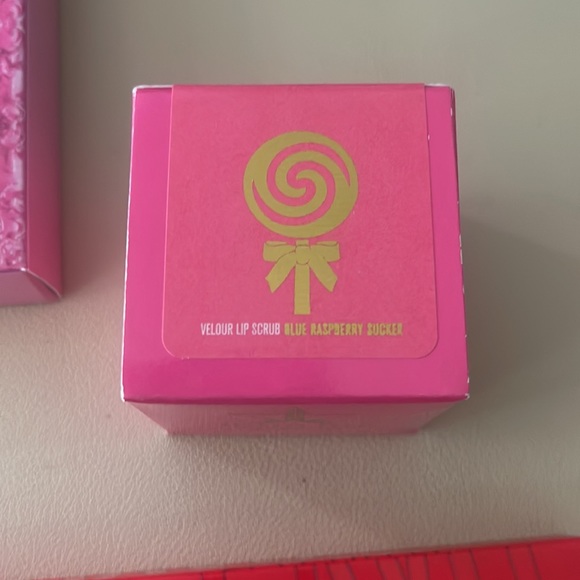 Brand New in Packaging Jeffree Star Cosmetics Bundle - Picture 6 of 10